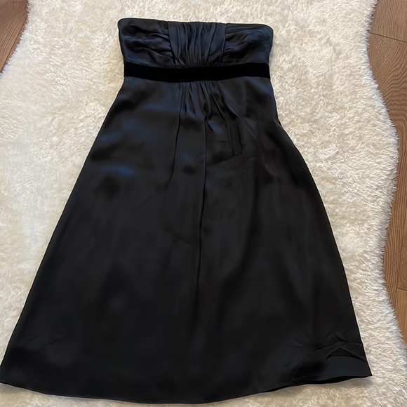 Black strapless dress - Picture 2 of 5